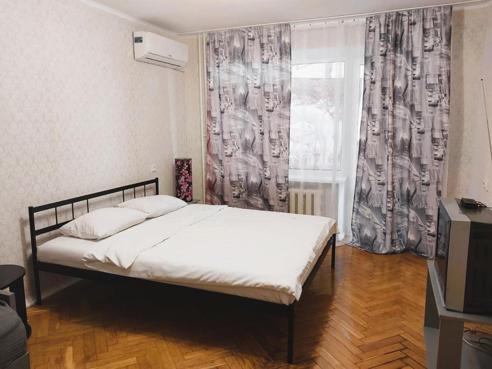 Квартири Біля Метро Лівобережна Та Дарниця Kyiv Exterior photo